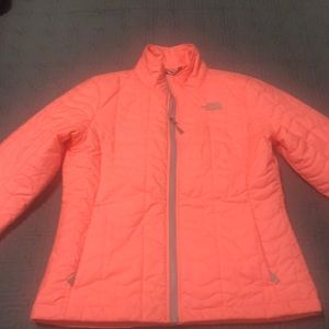 Women’s The North Face quilted jacket size medium, bright coral color.